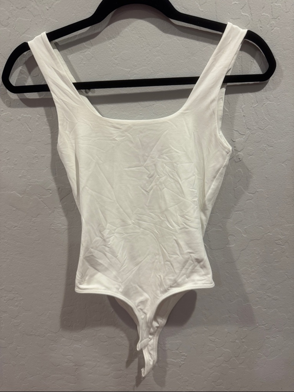 Francesca's Collections White Scoop-Neck Bodysuit